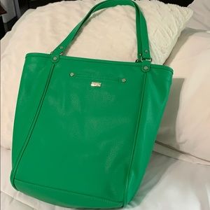 Thirty One Daring Abbey large kelly green new purs